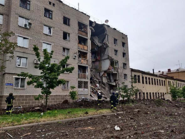 У п'ятиповерхівці знищили цілий під'їзд