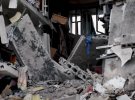 Россияне обстреляли многоэтажку в Бахмуте Донецкой области.