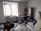 Россияне обстреляли многоэтажку в Бахмуте Донецкой области.