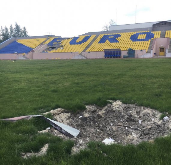 В Харькове оккупанты разбомбили стадион "Солнечный"
