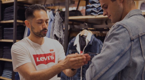Мережа джинсового одягу Levi Strauss & Co вирішила покинути Росію після 29 років роботи