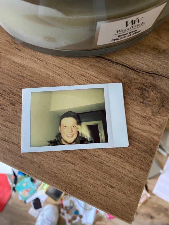 Террорист в Ирпене оставил свое фото в квартире, которую ограбил