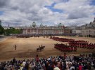 Участь у церемонії беруть 1,5 тис. солдатів і 350 коней