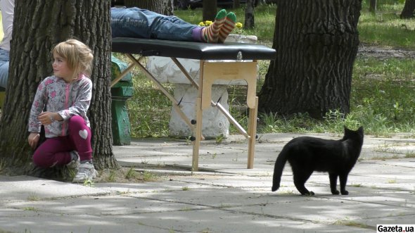 В лагере проживают уже 120 человек в корпусе и четверо в палатках