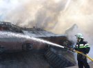 Спасатели ликвидировали масштабный пожар на предприятии «Электромашина»