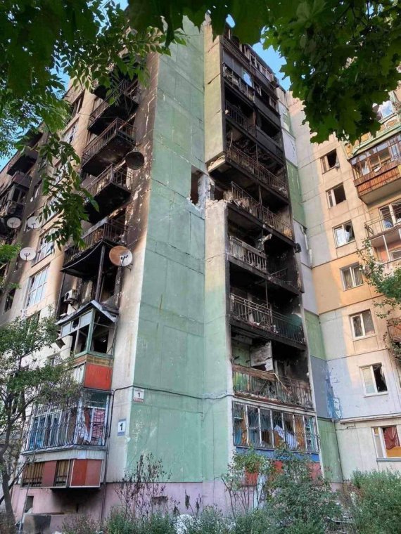 11 будинків росіяни зруйнували у Врубівці, чотири – в Золотому, у Гірському – два будинки та дитячий садок.