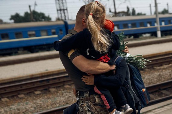 Сьогодні, 19 червня, в Україні святкують День батька. 