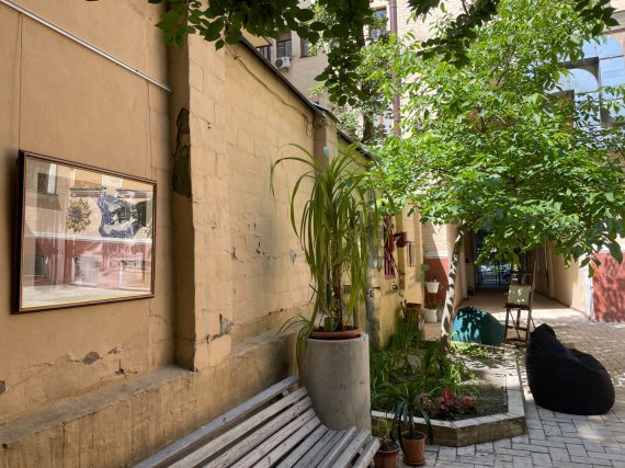 Музей Ханенко открывает летний дворик