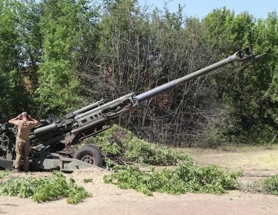 Украинские артиллеристы получили американские гаубицы M777.