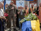 Почтить память погибшего Героя пришел и мэр Киева Виталий Кличко.