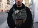 Фронтмен гурту ТНМК Фагот також отримав зброю і став захищати територію України від окупантів