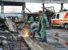 В результате ракетного удара по Кременчугу погибли 18 человек. Спасатели продолжают работать на месте