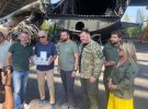 Английский миллиардер Ричард Брэнсон посетил Гостомель Киевской области