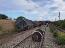 15 украинских вагонов-зерновозов сошли с рельсов