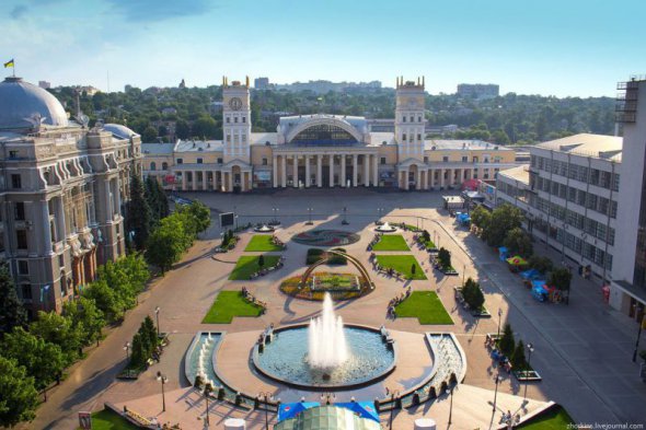 Харківська станція займає велику площу