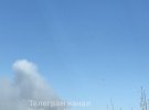 Геращенко повідомив, що над Чорнобаївкою здіймається сильний дим. Фото: Телеграм канал Ху@вый Херсон.