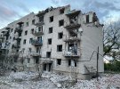 Увечері 9 липня Часів Яр на Донеччині атакували російські окупанти з "Ураганів". Під завалами досі знаходяться понад 30 людей