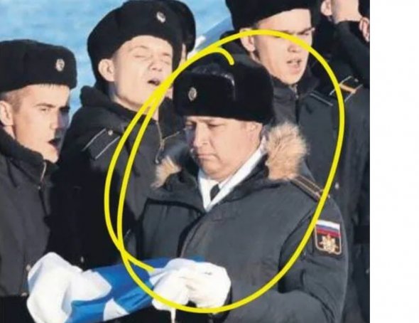 Командир подводной лодки "Алроса" Денис Сопин.