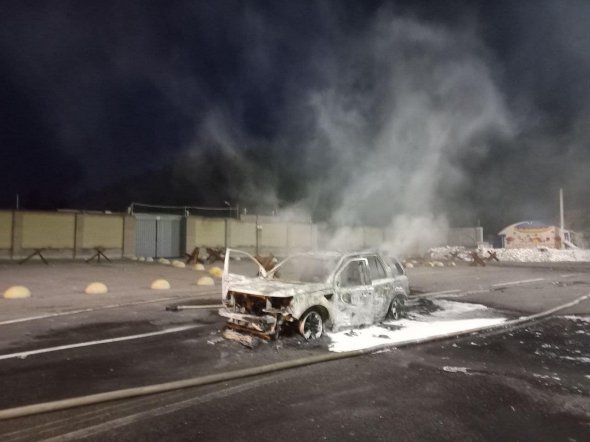 Внаслідок удару згоріло два автомобілі