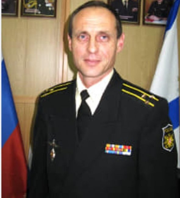Анатолий Варочкин командует отдельным дивизионом подводных лодок Черноморского флота Российской Федерации