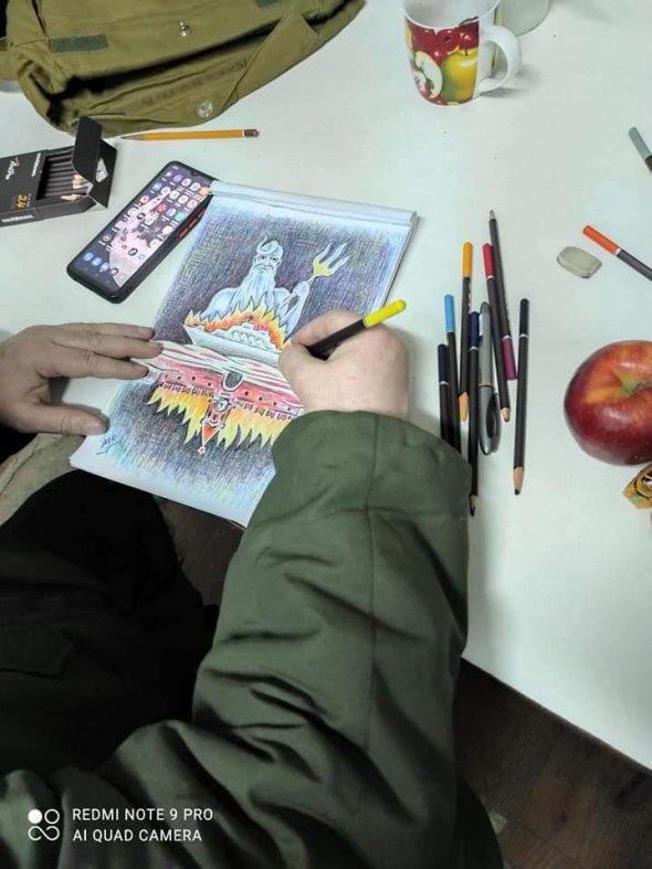 Художник-військовий з Миколаєва малює карикатури про війну