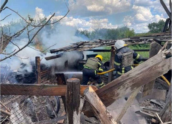 Вночі російські окупанти завдали ударів по мирному населенню Чугуївського району