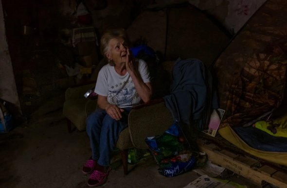 Лариса Маслий и ее муж живут в подвале под своим домом