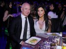 Про роман Безоса та Санчес стало відомо у лютому 2019 року