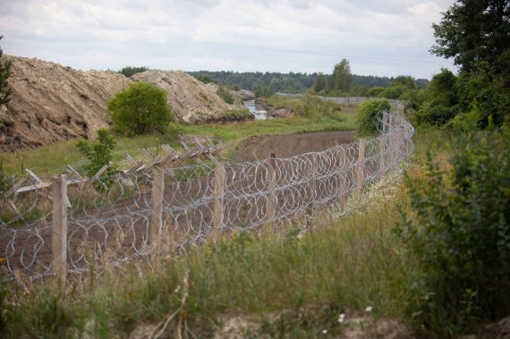 Як облаштували кордон на межі України та Білорусі у Волинській області