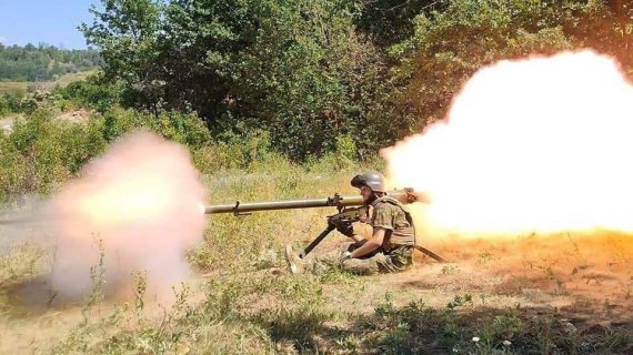 Оккупанты давят со всех сторон фронта, чтобы прорваться в большие города Донецкой области