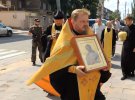 Оккупанты устроили парад и крестный ход в Мариуполе