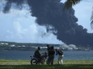 Під час масштабної пожежі на нафтобазі на Кубі постраждали понад 120 людей