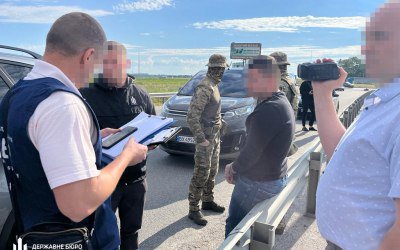 ГБР задержало правоохранителя из Хмельницкой области, который требовал средства у руководителя предприятия Минобороны региона