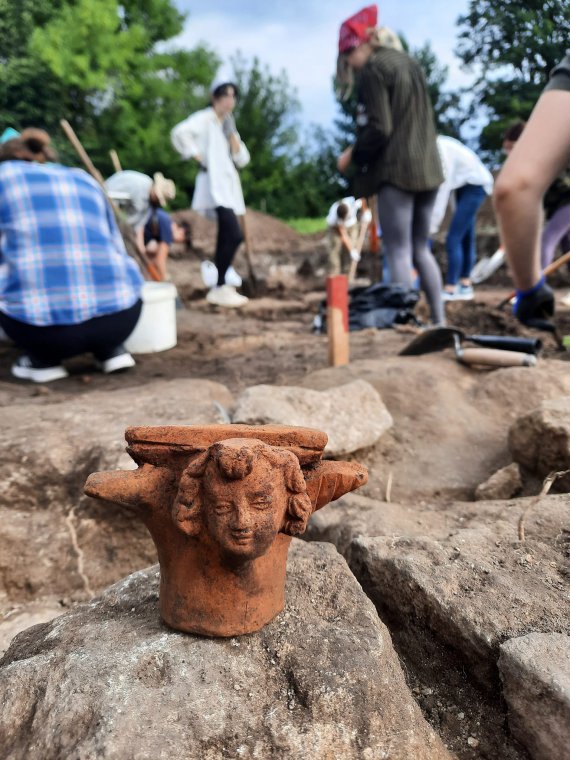 Археологи ведут раскопки в Тернопольской области