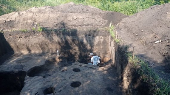 Археологи ведут раскопки в Путивле