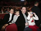 Виталий Кличко с супругой воспитывают сына Егора и Максима, 2000 и 2005 годов рождения. Также дочь Елизавету-Викторию, 2002 года рождения