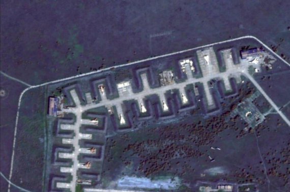Спутниковый снимок аэродрома "Саки" до удара.