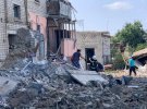 Росіяни влучили ракетою в житловий будинок у Вознесенську, є пораненні