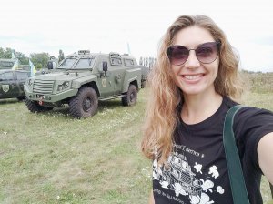 Євгенія Курташова відпочивала на Шрі-Ланці, коли в Україні почалася війна. Одразу повернулася додому й зайнялася волонтерством