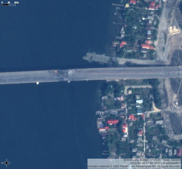 Супутниковий знімок Антонівського мосту