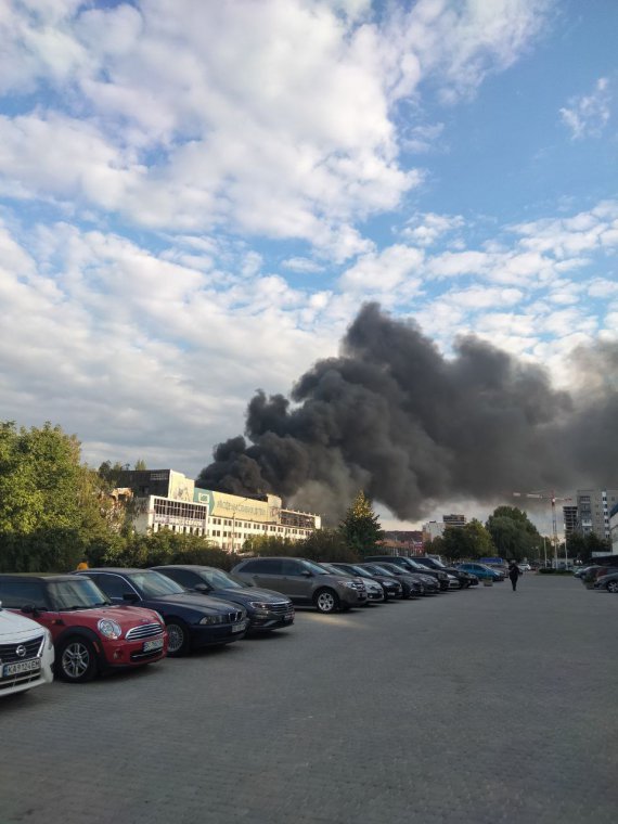 У Львові спалахнула пожежа