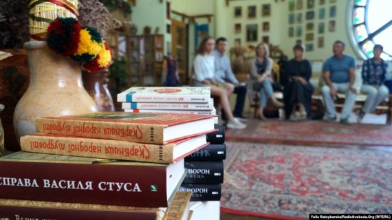 В Днепре открыли разговорные клубы по изучению украинского языка