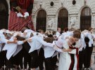 Хореограф Елена Шоптенко устроила масштабный флешмоб в центре Вены