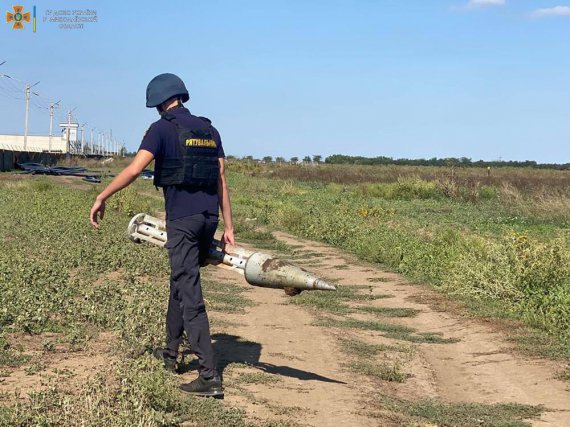 Група піротехніків з початку російської агресії 3825 разів залучались для ідентифікації та вилучення снарядів на території Миколаївщини після обстрілів