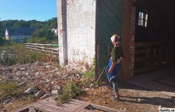 В Полтаве в старинном сарае, сохранившемся от усадьбы выдающегося хирурга Николая Склифосовского, поселились породистые козы. Животных вывезли из-под обстрелов из села недалеко от Изюма на Харьковщине.