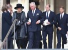 На Камилле Карл III женился в 2005 году: теперь она является королевой-консорт Великобритании