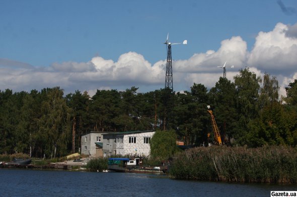 База "Заміокулькас" знаходиться у Вишгородськогому районі Київщини