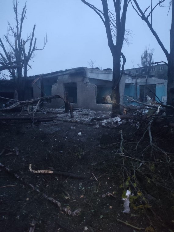 Ночью россияне обстреливали населенные пункты на линии фронта в Покровском и Бахмутском районах