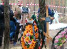 Продолжается эксгумация погибших от рук оккупантов в Изюме Харьковской области