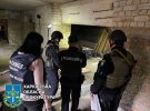 Россияне устроили пыточные в подвале вокзала и магазина
